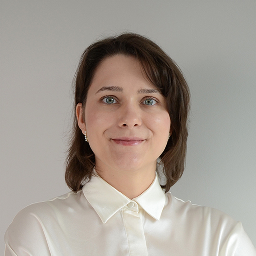 Dr. Ioana Ciurea | Dermatolog cu experienta internationala Dr. Ioana Ciurea | Dermatolog cu experienta internationala